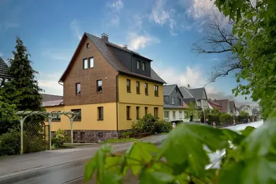 Image de Appartement \"Erna\" avec terrasse privée, jardin privé et Wi-Fi