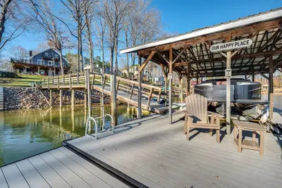 Image de Private Boat Dock: Troutman Home on the Water!