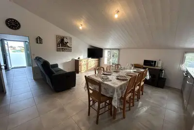 Image de Appartement rénové 3 chambres proche plage avec jardin et WiFi à Noirmoutier
