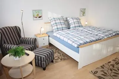 Image de Vacation apartment \"Ammerland-Oase\", shower, Wc - \"Haus Am Schlart 1\"