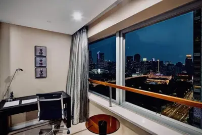 Image de Studio Executive with View (Art Room) at Huaihai Road Huangpu Shanghai