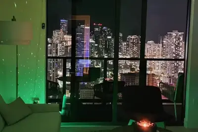 Image de Luxury Miami Condo with Ocean Views, Near Bayside & Biscayne District