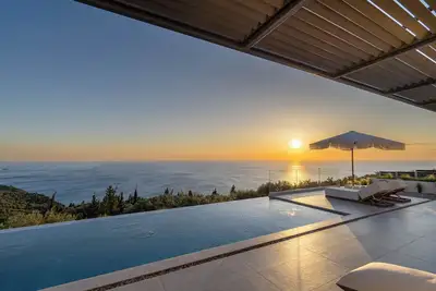 Image de Villa 'Nimbus Villas' with Sea View, Wi-Fi and Air Conditioning