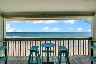 Image de Oceanfront, 2 bedroom condo with breathtaking ocean views
