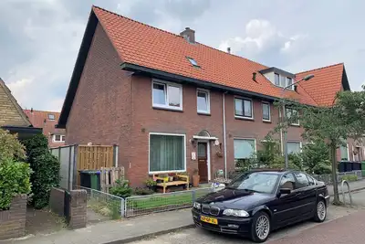 Image de Spacious & charming house near Amsterdam. 3 Bedrooms, 2. 5 baths
