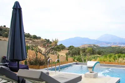 Image de Marnos Green Luxury Junior Villas - the ultimate luxury experience!