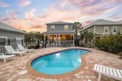 Image de Fall Availability! Private Pool! Fun at the Bay! Grill! Firepit!