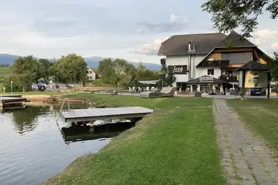Image de Nice room by the Lake