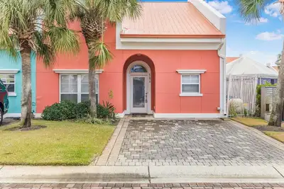 Image de 🏝️Gated Community-Great Amenities-Coral Retreat🌊