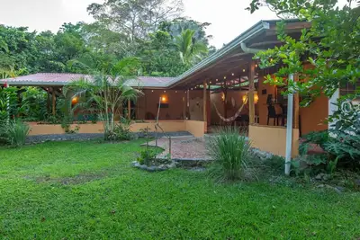 Casa Raku - Nice short walk to the Beach