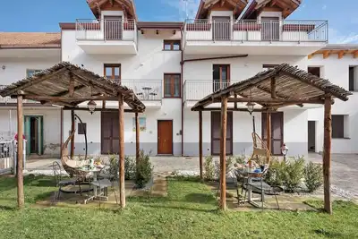 Image de Appartement 'La Dimora Dei Nonni' avec vue sur la montagne, Wi-Fi et climatisation