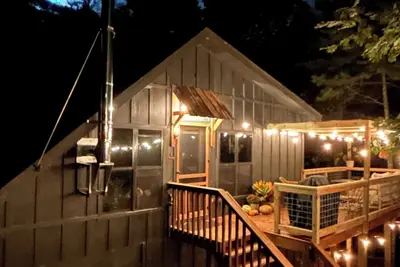Image de ReWild- an intentional & genuine cabin experience in the N Ga Mtns. Dog friendly