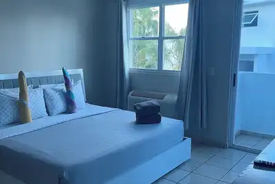 Image de Charming 2-bedroom 2 bath beach apartment with Ac, WiFi in Medianía Alta