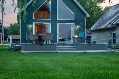 Image de Waterfront Retreat with Ac and WiFi in Houghton Lake