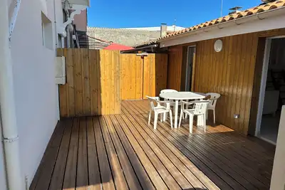 Image de Studio, très bien placé 100 m de la plage, Climatisé une place de parking