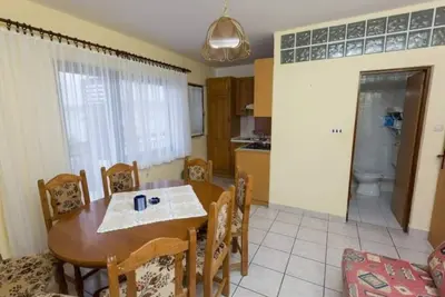 Image de Apartmani Bridić Okrug Gornji - Four Bedroom Apartment