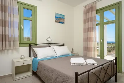 Image de Splendid Naxos Villa | Villa Kalimera | 2 Bedrooms | Private Pool | Beautiful Sea View | Fully Equipped Kitchen | Parking Area | Mikri Vigla