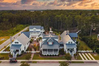 Image de The Boathouse at River Dunes, Private Coastal Retreat with Pool & 4 Guest Houses