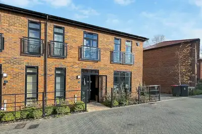 Image de 5 bedroom accommodation in Canterbury