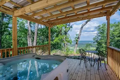 Image de The Bear Necessities Cabin | On Brow | Hot Tub | WiFi | Fire Pit | Dog Friendly