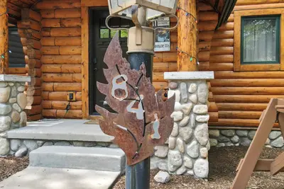 Image de Boyne Mountain Cabin 4 Bedrooms garage and hot tub clean and cozy
