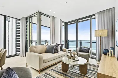 Image de Signature Broadbeach 3 Bedroom Ocean View