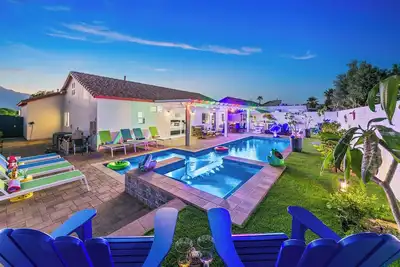 Image de Thousand Palms Escape Family Friendly, Arcade, Pool Fun Games
