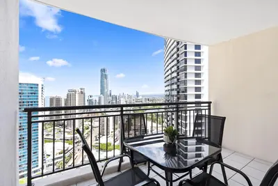 Image de Chevron Renaissance - 3 Bedroom Sub Penthouse