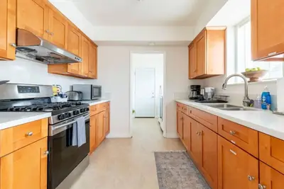 Image de Downtown Serenity Stay with King bed