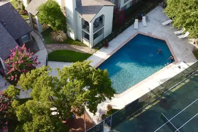 Image de Charming 2be/2ba condo on Preston in Dallas