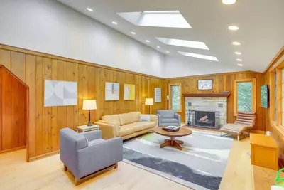 Image de New Buffalo Retreat by the Beach