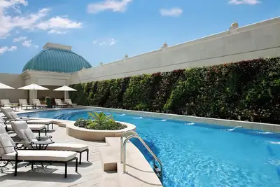 Image de Upscale Palace Life: 1-Br Diplomat Suite in Luxurious Dubai Central