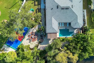 Image de Family Waterfront Retreat | Pool, Hot Tub, Dock