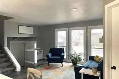 Image de Cozy 4-Bd house in central Papillion with dedicated office, game room & WiFi