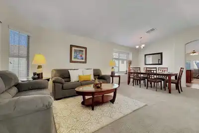 Image de Come Stay a While! Pet Friendly Summer Pricing!