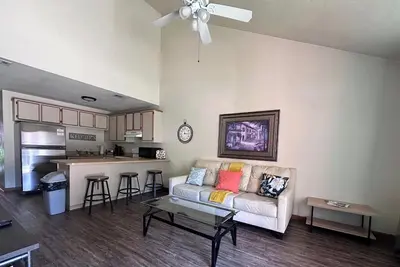 Image de Cozy townhouse in central part of town