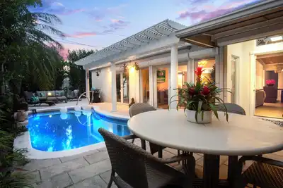 Image de Amazing Key West location 3 bed 3 bath home, with Heated Private Pool, Wifi