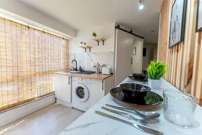 Image de Estudio cálido y elegante | Centro Santander