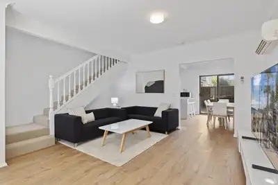 Image de Beachside 3-Bed Retreat with Bbq & Garage