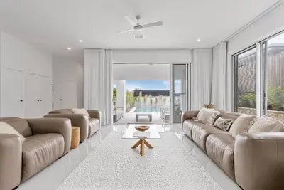 Image de Stylish 4-Bed Home with Pool Near Coolum Beach
