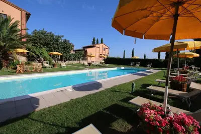 Image de Appartement à Castiglione del Lago avec piscine