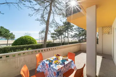 Image de Grand appartement avec vue directe sur la mer à Bibione
