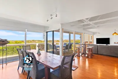 Image de Dunes + Stunning Sea Views at Wolfgang’s Shack