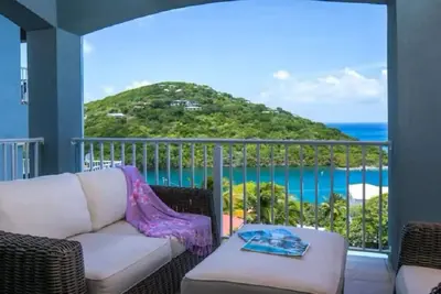Image de Experience the exquisite Mango Serenity, a spacious condo that offers breathtaking views and an abundance of comfort. Discover your perfect getaway today!