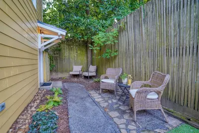 Image de Inman Park Walkable to Krog Street Market, The Beltline, and Ponce City Market