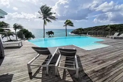 Image de Villa à Sainte Anne G213b - 5 chambres vue mer
