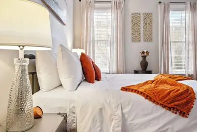 Image de No Car Needed+King Bed+Balcony - Abercorn and York