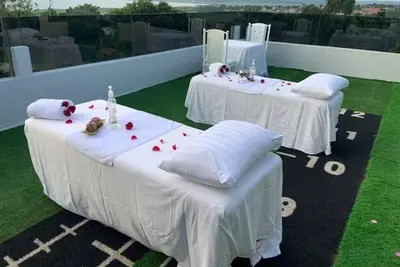 Image de Luxury. . . .