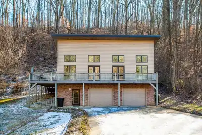 Image de Knoxville Charm Cottage: 5. 2 miles to Market Square