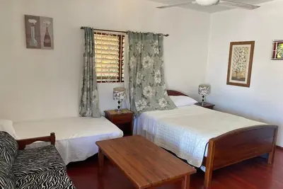 Image de Cozy 1 Bedroom Apartment with outside pool 10 minutes from Ocho Rios